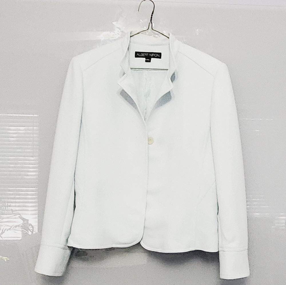 Albert Nipon Light Blue Suit Blazer Only Size 4